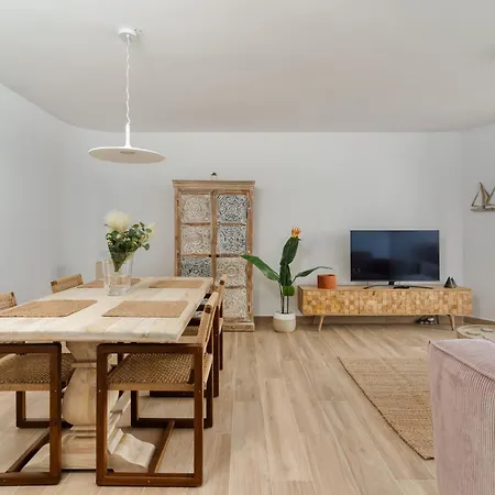 Luxury On The Beachfront דירה מארבלה