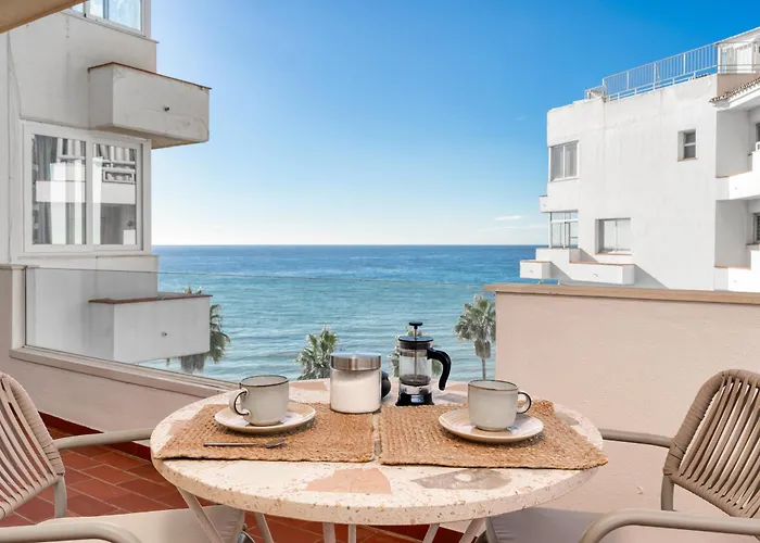 Luxury On The Beachfront דירה מארבלה