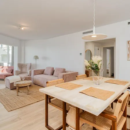 Apartamento Luxury On The Beachfront